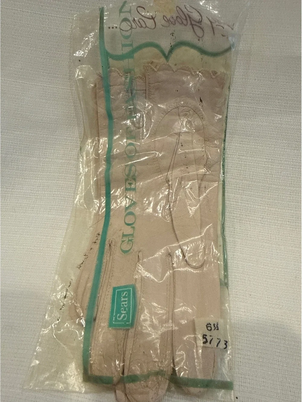 Vintage Beige Kid Leather Gloves Made in Belgium Size 6 1/2